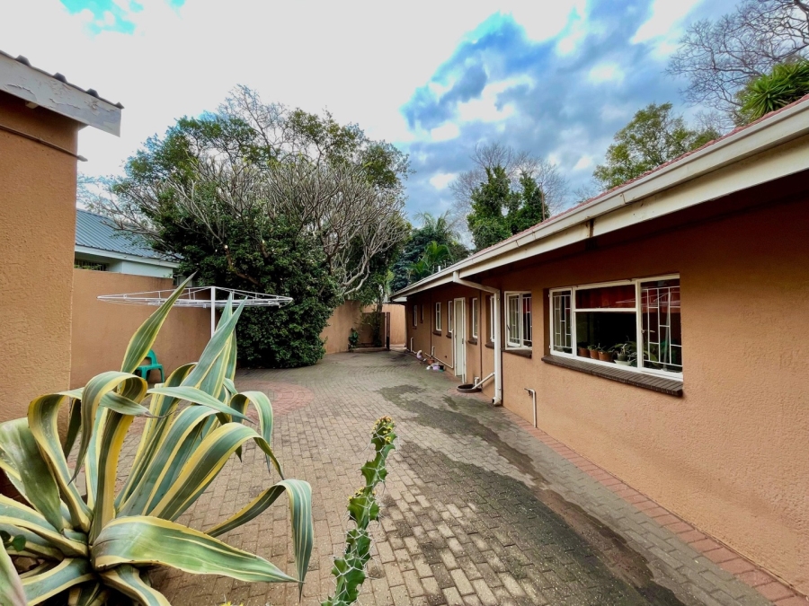 5 Bedroom Property for Sale in Protea Park North West